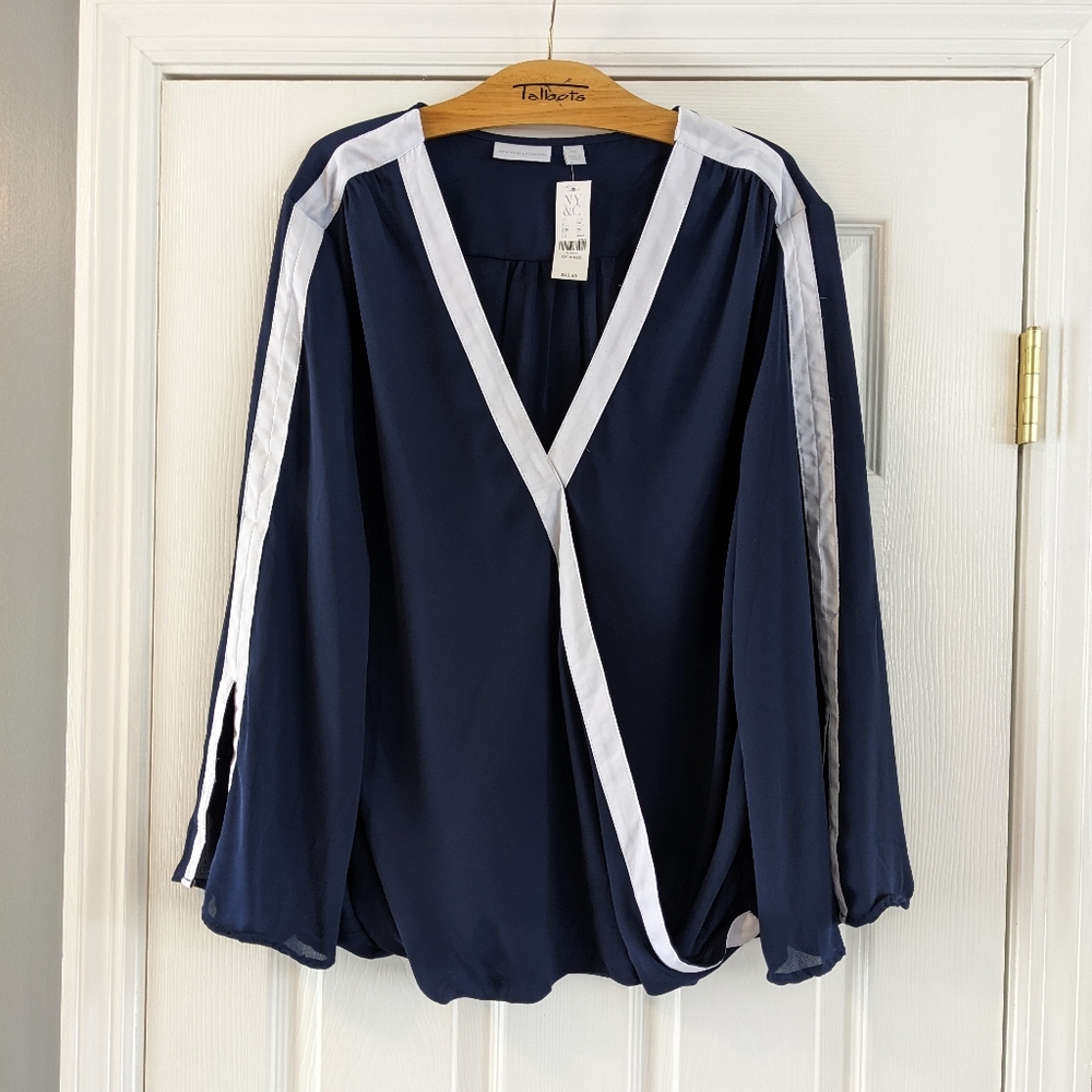 NWT! New York & Company Navy Blue & White V-Neck Blouse - Sz XXL